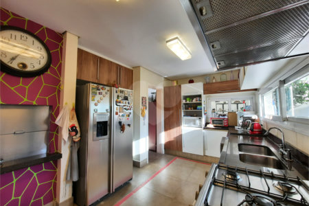 Casa à venda com 4 suítes no condomínio Las Cumbres, São Paulo - SP