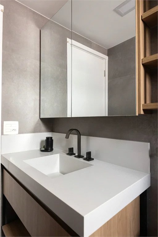 Apartamento à venda com 3 quartos, sendo 1 suíte, em Alto da Lapa, São Paulo, SP