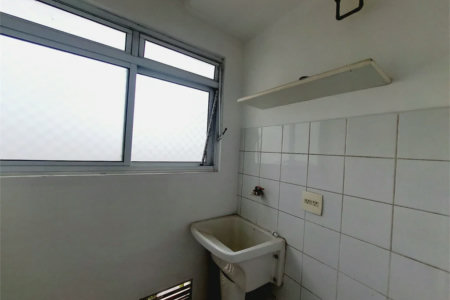 Apartamento à venda ou para alugar com 2 quartos em Vila Anastácio, São Paulo, SP