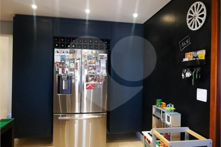 Apartamento à venda com 4 quartos, sendo 2 suítes, em Morumbi, São Paulo, SP