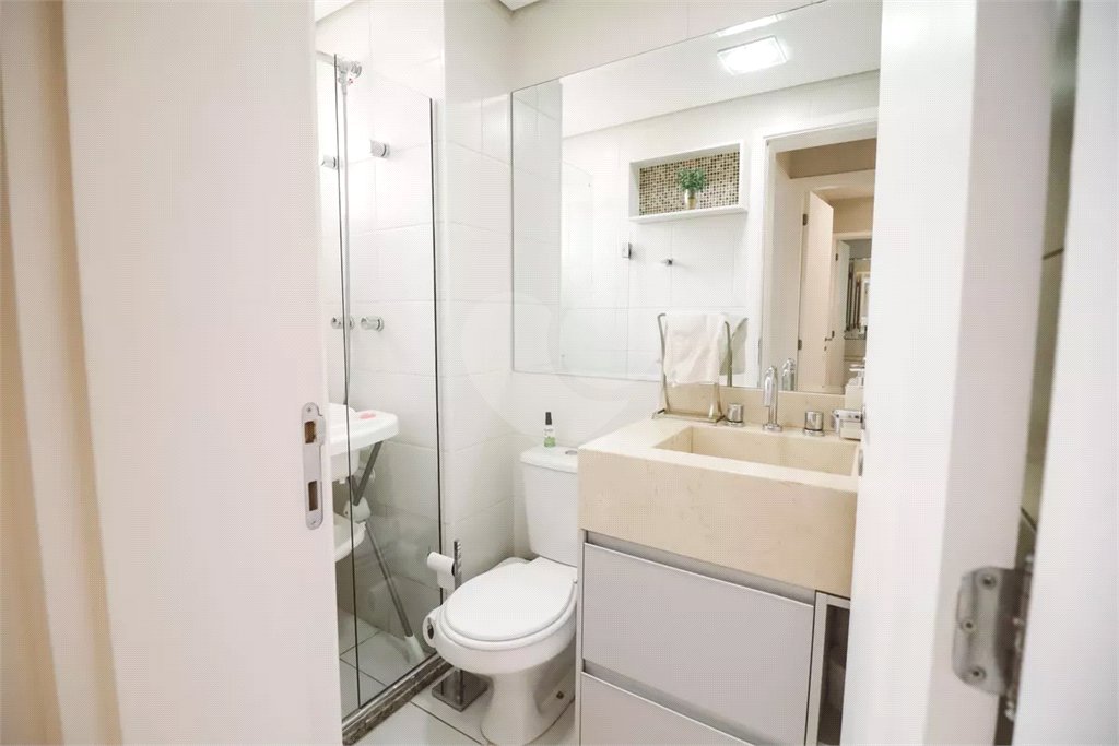 Apartamento à venda com 3 quartos, sendo 1 suíte,  em Vila Dom Pedro II, São Paulo, SP