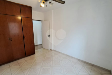 Apartamento à venda com 3 quartos, sendo 1 suíte, em Vila Mariana, São Paulo, SP