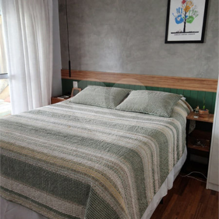 Apartamento à venda com 2 quartos, sendo 1 suíte,  em Quarta Parada, São Paulo, SP
