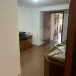 Apartamento à venda com 4 suítes em Vila Uberabinha, São Paulo, SP