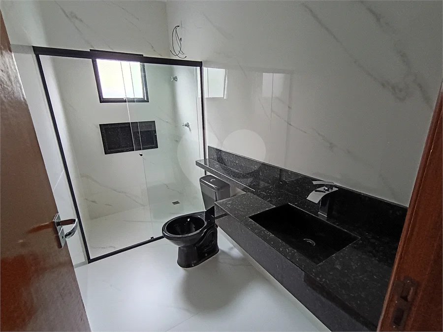 Casa à venda com 3 quartos, sendo 1 suíte, em Loteamento Parque Serras de Atibaia I, Atibaia, SP