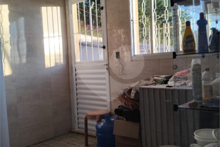 Chácara à venda com 3 quartos, sendo 1 suíte,  em Botujuru, Mogi das Cruzes, SP