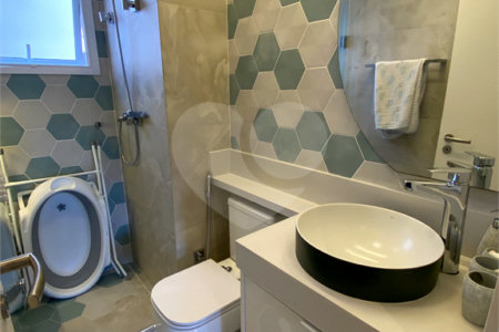Apartamento à venda com 3 suítes em Vila Pompéia, São Paulo, SP