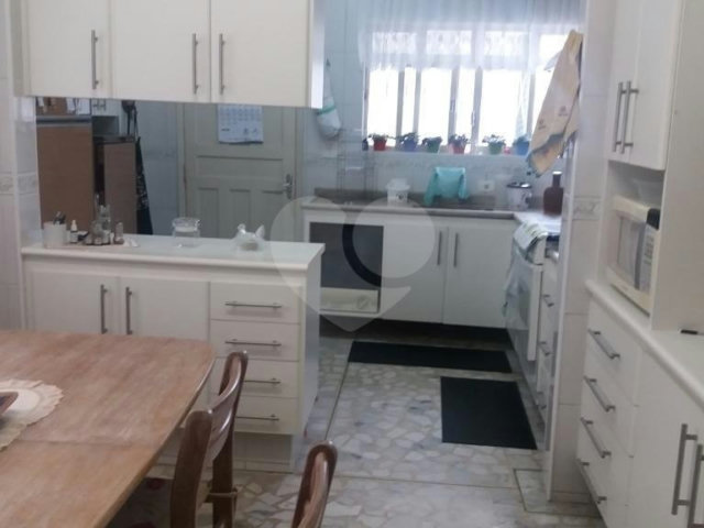 Sobrado à venda com 4 quartos, sendo 1 suíte,  em Santana, São Paulo, SP