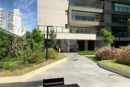 Apartamento à venda com 3 suítes em Bela Aliança, São Paulo, SP