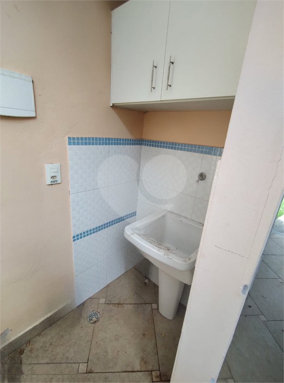 Casa à venda com 3 quartos, sendo 1 suíte, no condomínio Bosque de Greviléa, Vinhedo - SP