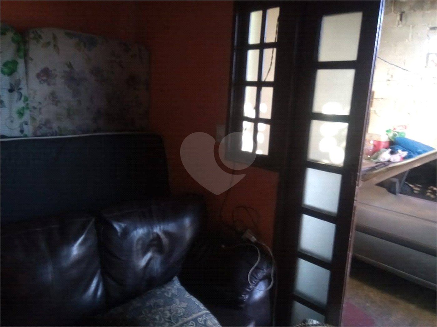 Sobrado à venda com 2 quartos, sendo 1 suíte, em Vila Urupês, Suzano, SP