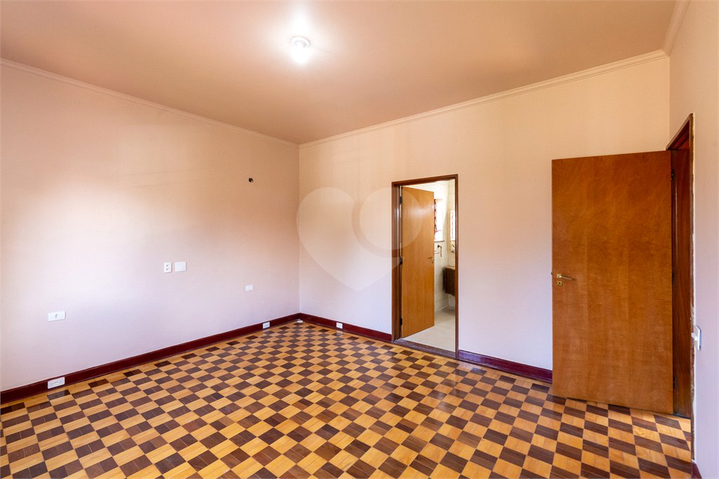 Casa à venda com 4 quartos, sendo 2 suítes, em Perdizes, São Paulo, SP