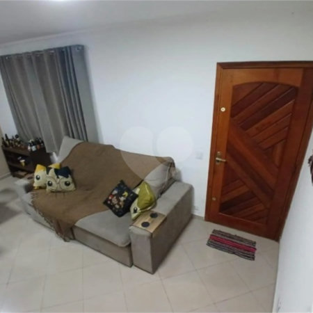 Casa à venda com 3 quartos, sendo 1 suíte, no condomínio Residencial Doutor Emanuel Dias, São Paulo - SP
