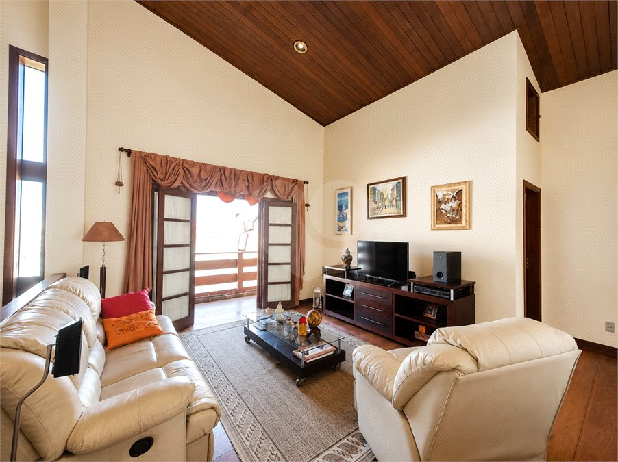 Casa à venda ou para alugar com 4 quartos, sendo 3 suítes, no Centro, Itapetininga, SP