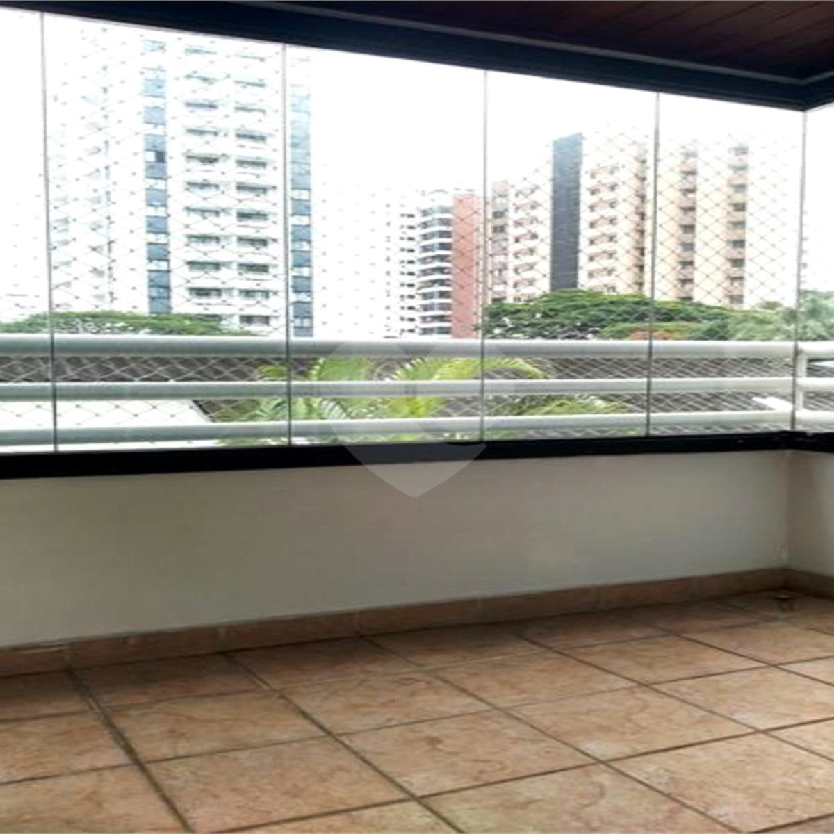 Apartamento à venda com 2 quartos, sendo 1 suíte, em Moema, São Paulo, SP