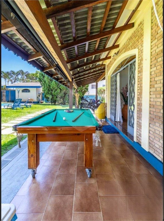 Casa com 6 Quartos e 8 banheiros à Venda, 1500 m² de Terreno em Atibaia/SP