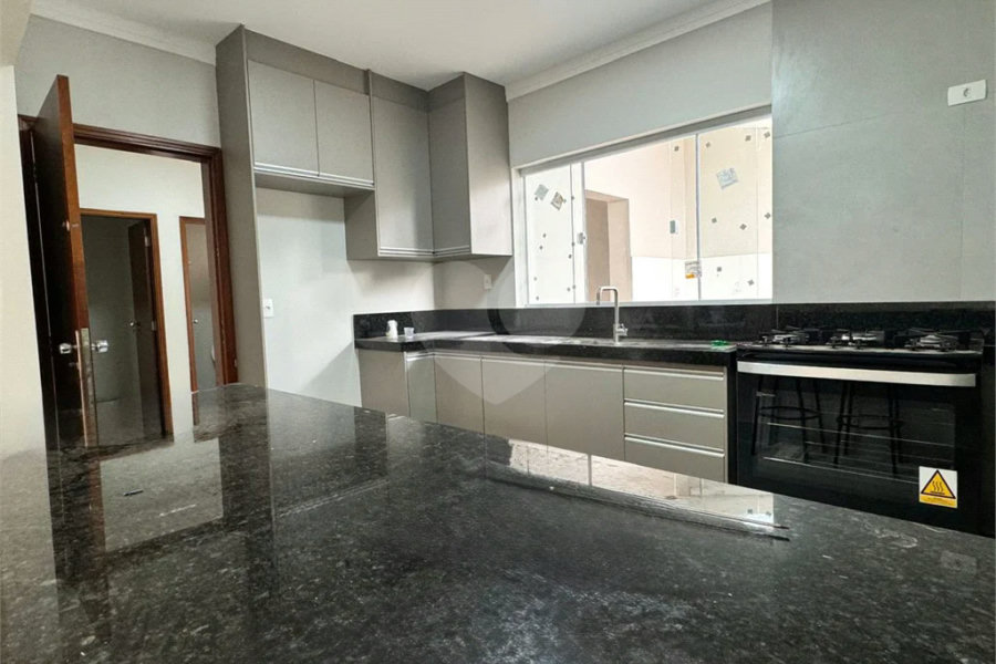 Casa à venda com 4 dormitórios no Bairro Nova Piracicaba