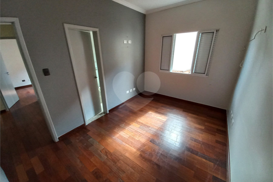 Sobrado à venda com 3 quartos, sendo 1 suíte, em Morumbi, São Paulo, SP