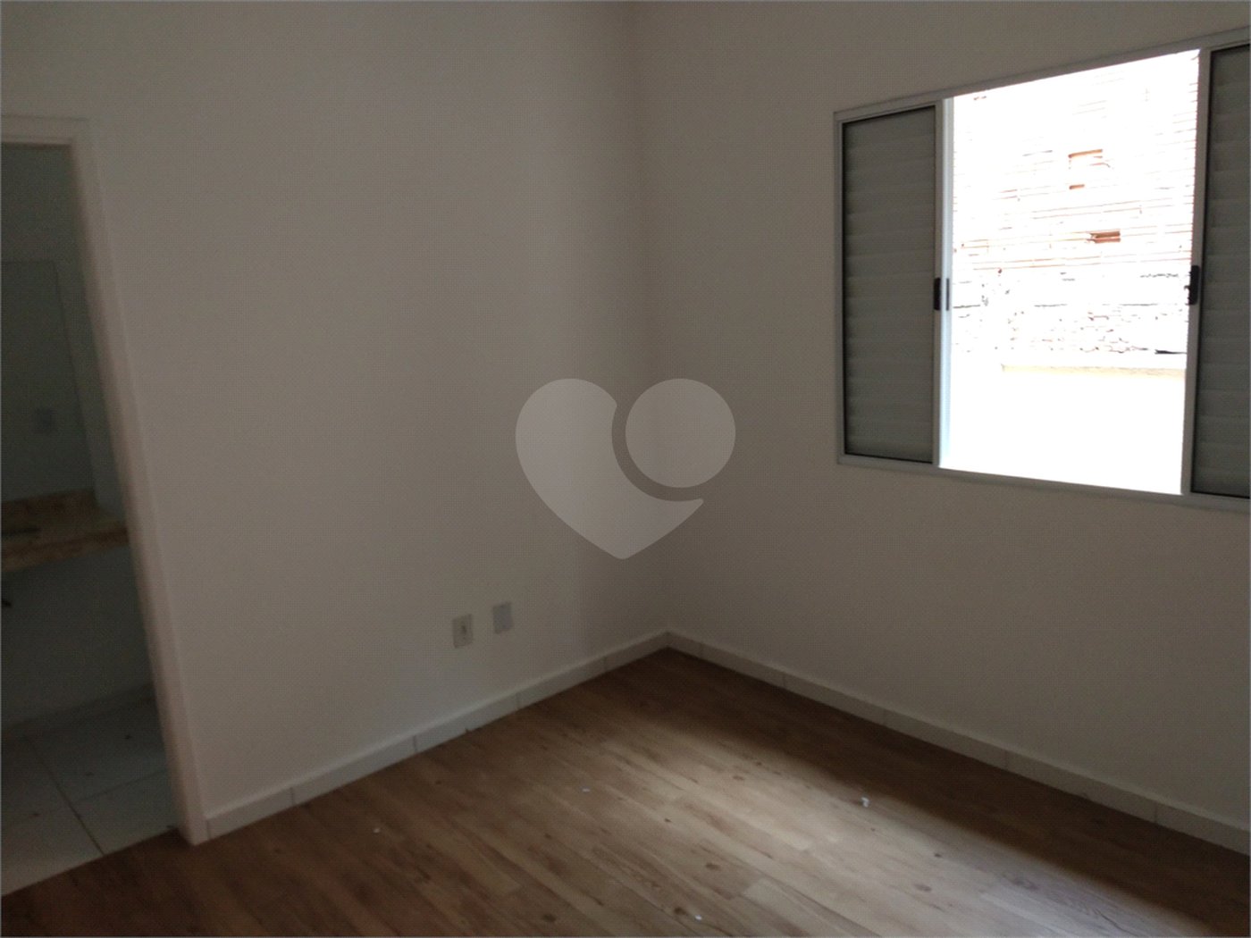 Casa à venda com 2 suítes no condomínio Olido, Atibaia - SP