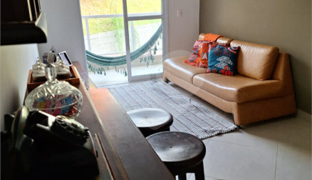 Apartamento à venda com 3 quartos, sendo 1 suíte,  em Pinheirinho, Vinhedo, SP