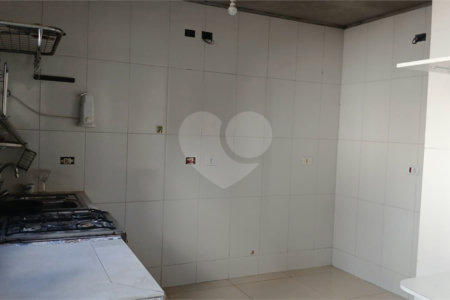 Sobrado à venda com 3 quartos em Alto da Boa Vista, São Paulo, SP