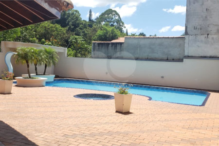 Casa para alugar com 3 suítes no condomínio Jardim Siriema, Atibaia - SP
