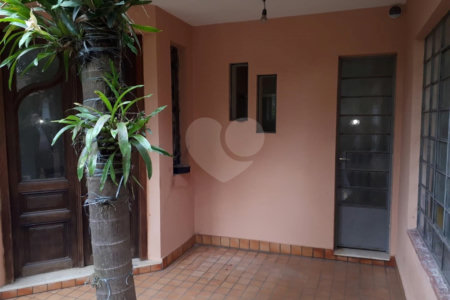 Casa à venda com 3 quartos, sendo 1 suíte, em Brooklin, São Paulo, SP