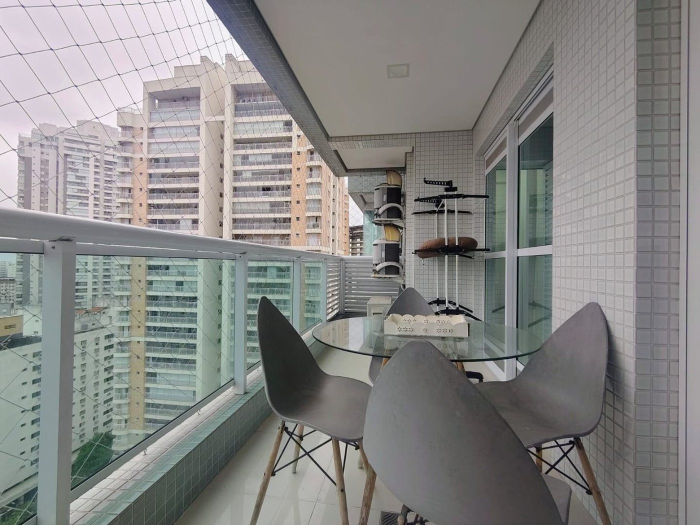 Apartamento com 2 dormitórios para alugar, 76 m² por R$ 7.000,00/mês - Gonzaga - Santos/SP