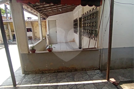 Casa Térrea à venda com 5 quartos em Santa Cruz, Rio de Janeiro, RJ