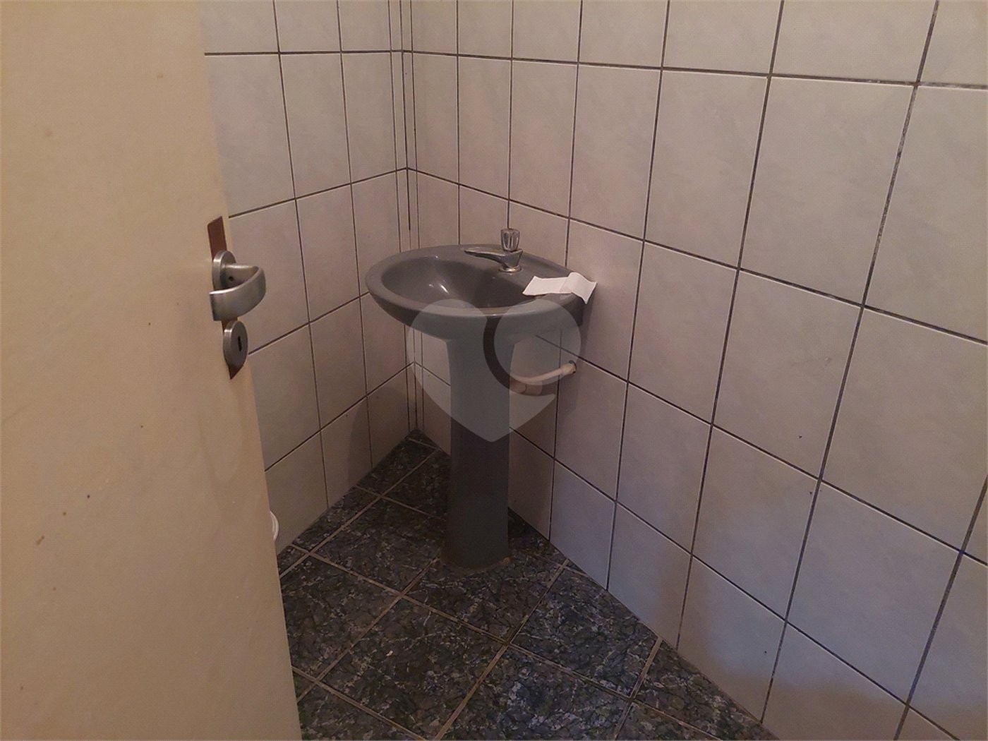 Salão para alugar no Centro, Mairiporã, SP