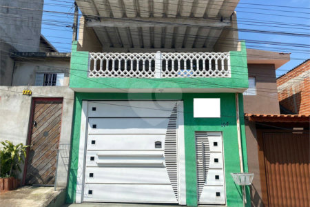 Sobrado à venda com 3 quartos, sendo 1 suíte, em Jardim Beatriz, Poá, SP