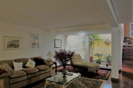 Casa à venda com 4 suítes em Alto da Boa Vista, São Paulo, SP
