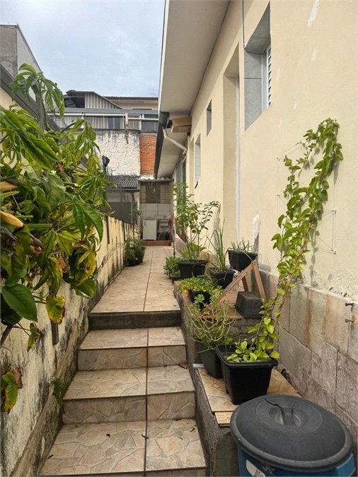 Terreno à venda com 4 quartos em Jardim Odete, São Paulo, SP