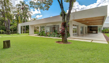 Casa à venda ou para alugar com 4 suítes no condomínio Chácara Flora, São Paulo - SP