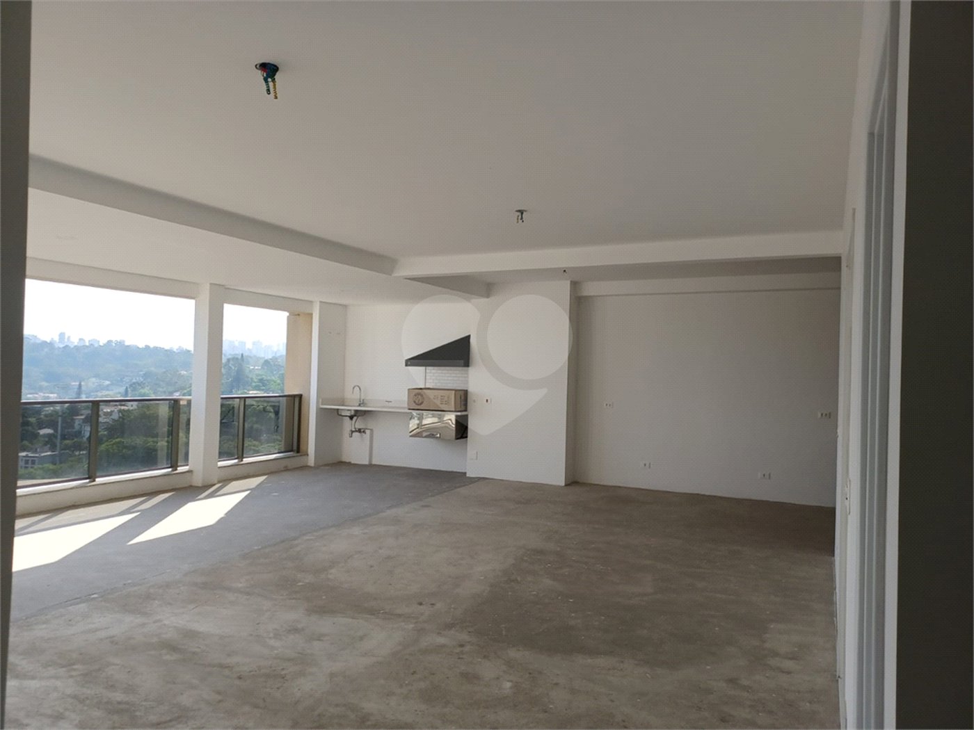 Apartamento à venda com 4 suítes em Real Parque, São Paulo, SP