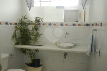 Casa à venda com 3 quartos, sendo 1 suíte, em Vila Brasílio Machado, São Paulo, SP
