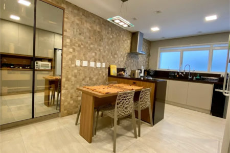 Apartamento à venda com 3 suítes em Vila Suzana, São Paulo, SP