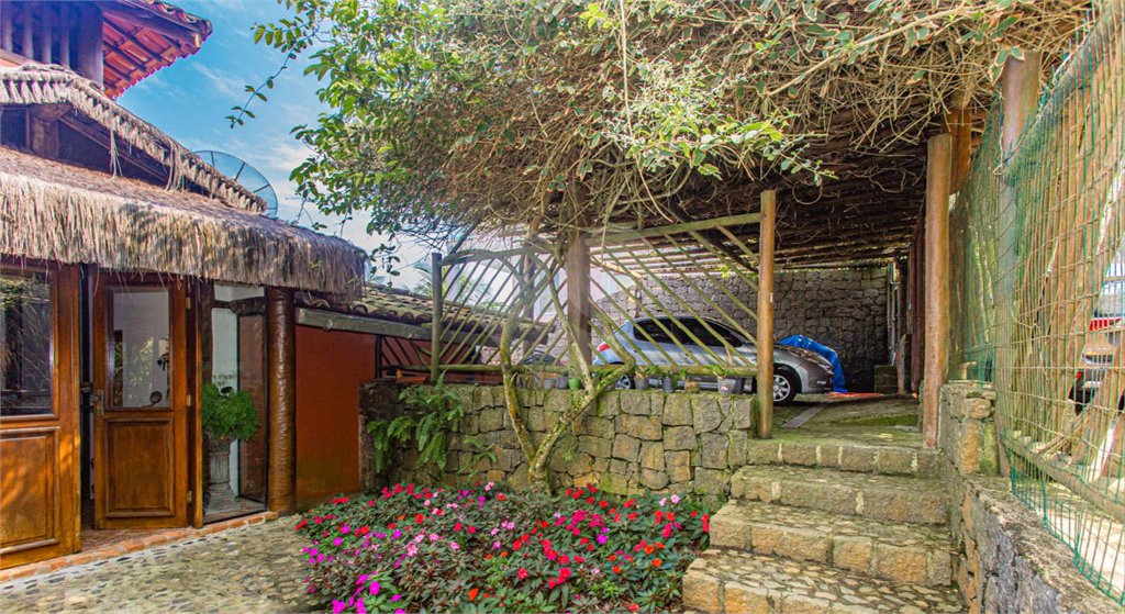 Casa à venda com 4 suítes em Praia Grande (sul da Ilha), Ilhabela, SP