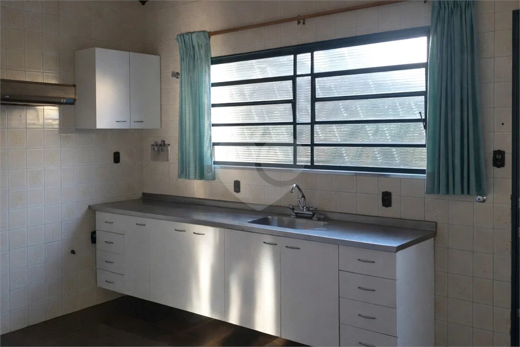 Casa à venda com 2 quartos, sendo 1 suíte, no Centro, Araraquara, SP