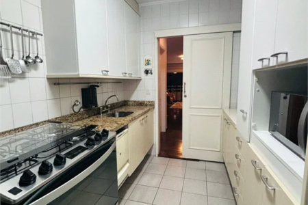 Apartamento à venda com 3 quartos, sendo 1 suíte, em Vila Suzana, São Paulo, SP