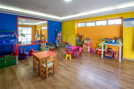 Apartamento à venda com 3 quartos, sendo 2 suítes, em Água Branca, São Paulo, SP
