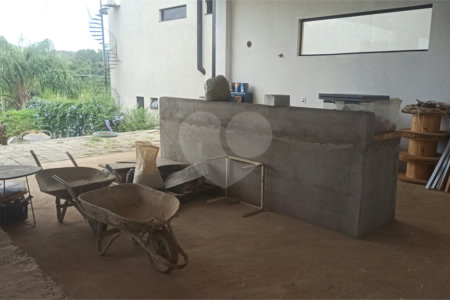 Casa à venda com 3 suítes no condomínio Serra da Estrela, Atibaia - SP
