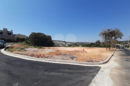 Terreno à venda com 1 suíte em João Xxiii, Vinhedo, SP