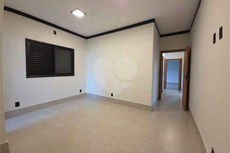 Casa à venda com 3 quartos, sendo 1 suíte, no condomínio Cerejeiras, Araçoiaba da Serra - SP