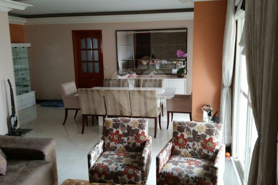 Apartamento à venda com 3 quartos, sendo 1 suíte, em Santana, São Paulo, SP