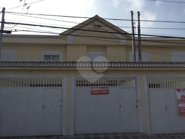 Sobrado à venda com 3 suítes em Vila Romero, São Paulo, SP