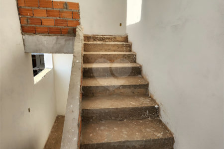 Casa à venda com 5 suítes em Residencial Olivio Benassi, Matão, SP