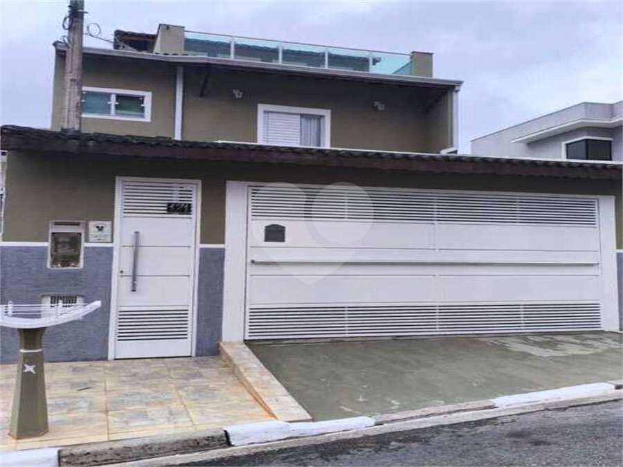 LINDO SOBRADO NO RESIDENCIAL SOLARES – MOGI DAS CRUZES/SP