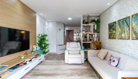 Apartamento à venda com 3 quartos, sendo 1 suíte,  em Vila Andrade, São Paulo, SP