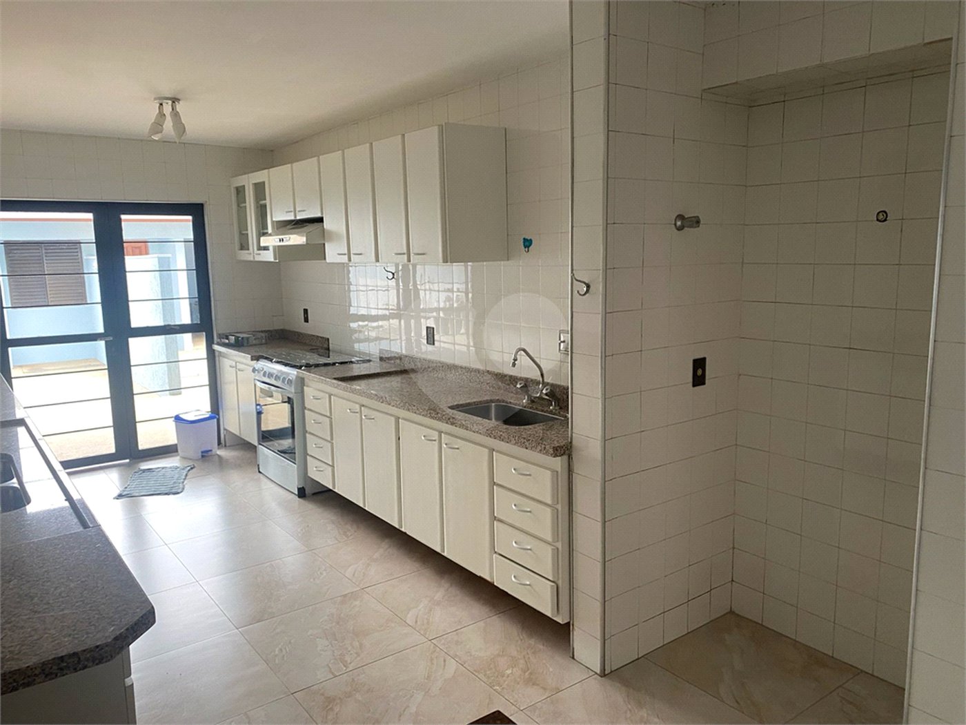 Casa à venda com 4 suítes no Centro, Itapetininga, SP